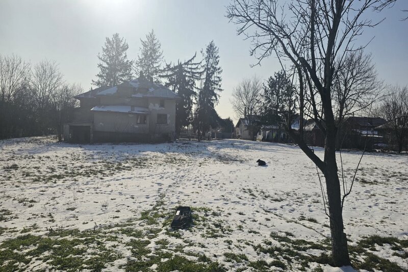 Gradistea Teren si constructie pe malul lacului Cǎldǎrusani